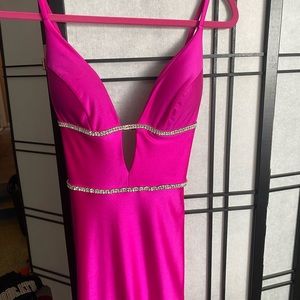 Beautiful ballgown, Jessica Angel size extra small. Worn once to junior prom.